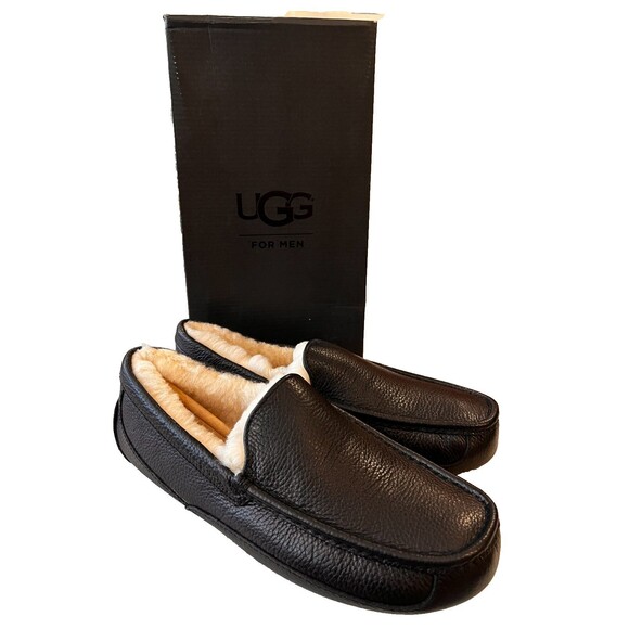 UGG Pure Ascot Mens Pebble Black Leather Sheepskin Slipper Size 8 US New in Box main image 6